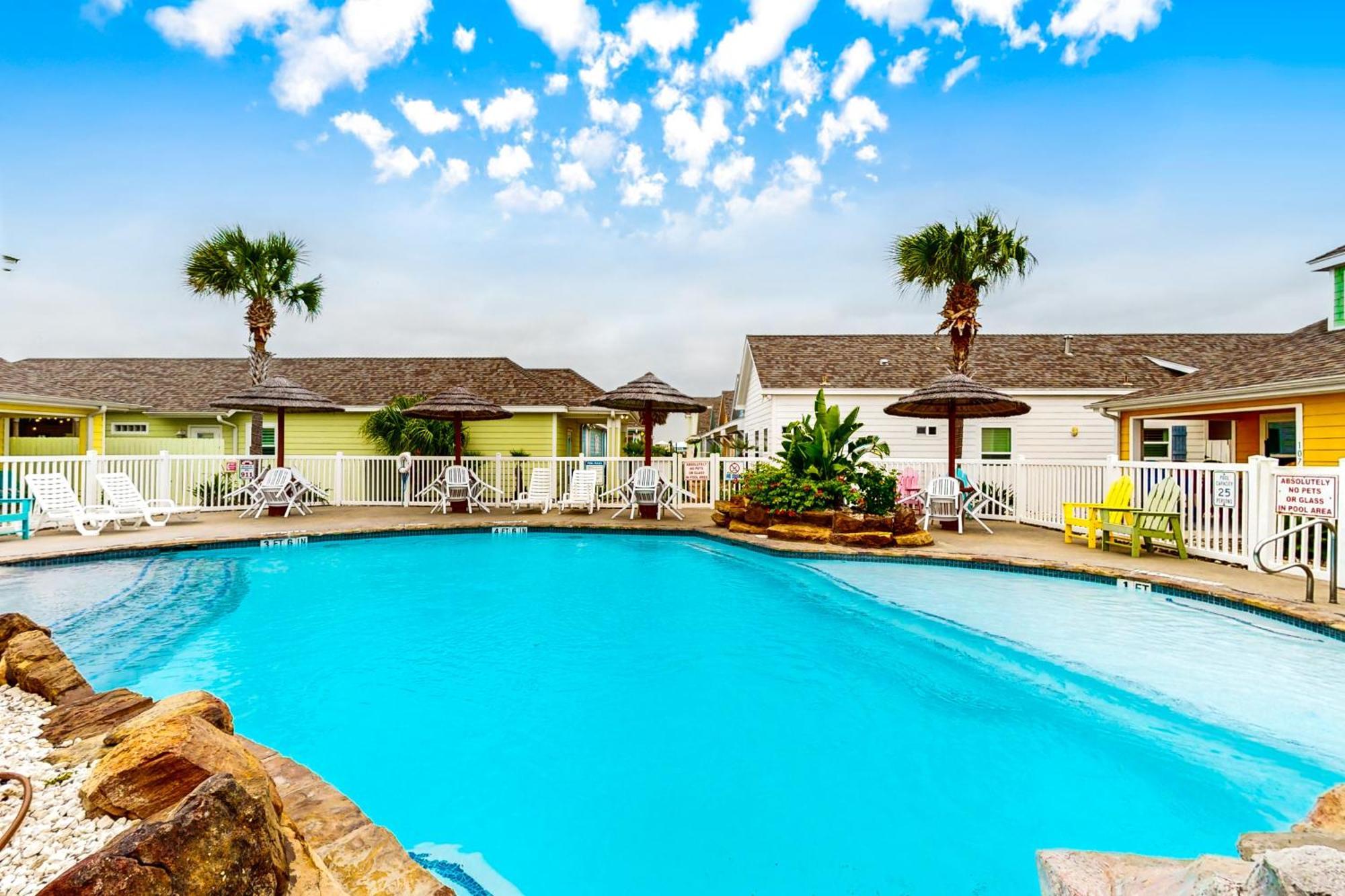 Апартаменты Sail Away At Pirate'S Bay Unit 113 Порт-Аранзас Экстерьер фото